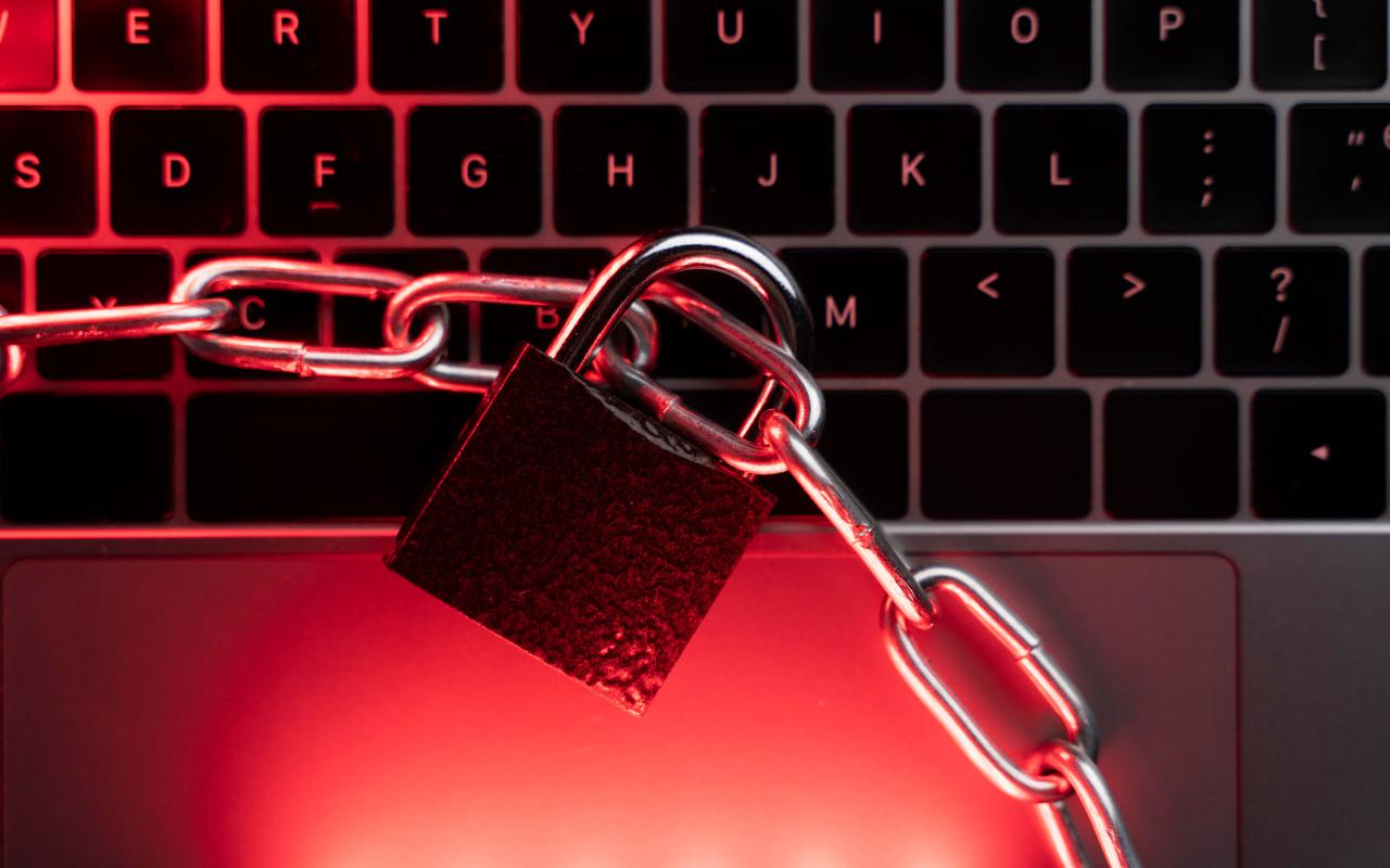 Kiberdrošības un konfidencialitātes eksperti visā pasaulē brīdina: “Ir pienācis laiks izdzēst Chrome”.