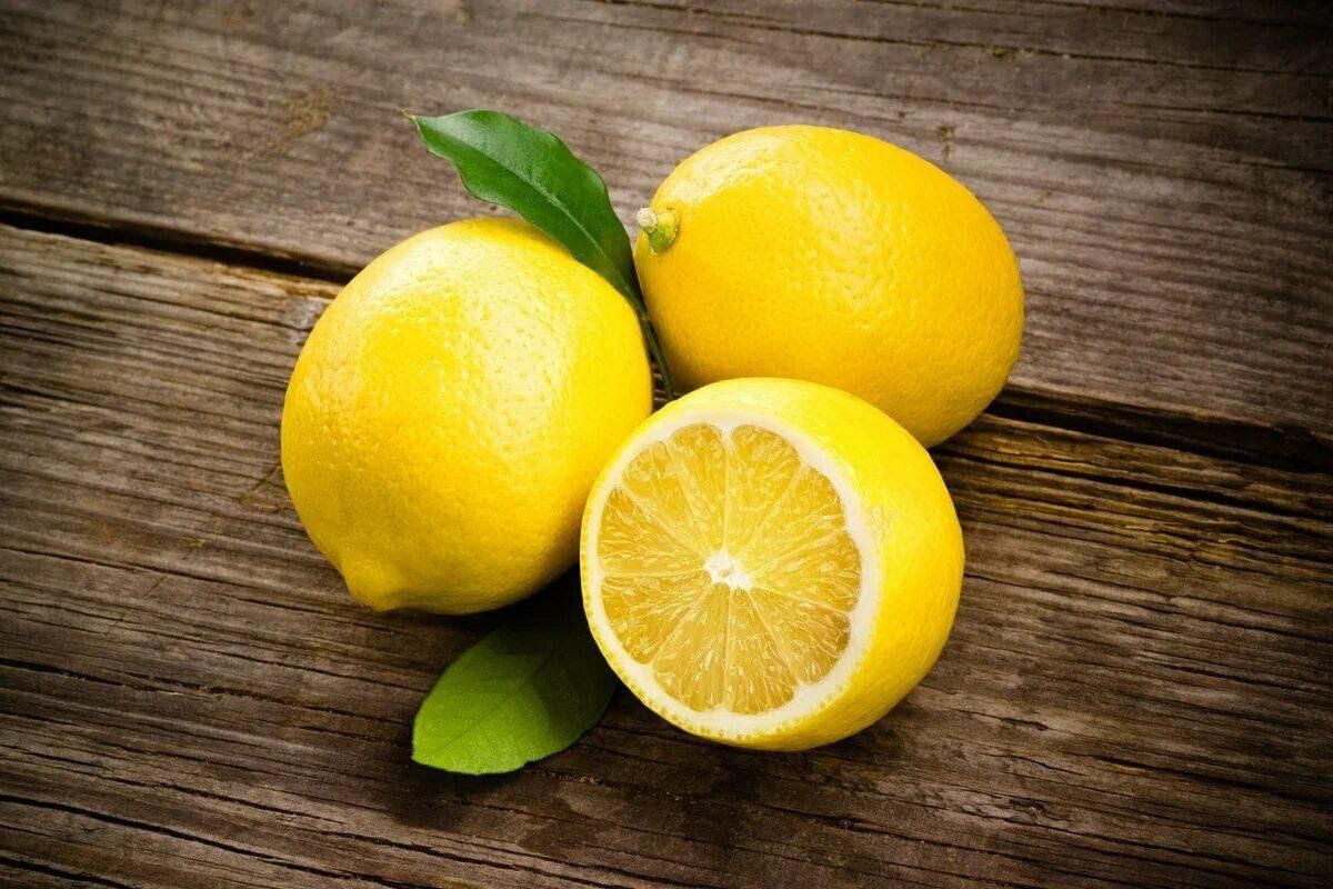 Kāpēc pirms lietošanas citronu ieteicams uzsildīt mikroviļņu krāsnī?