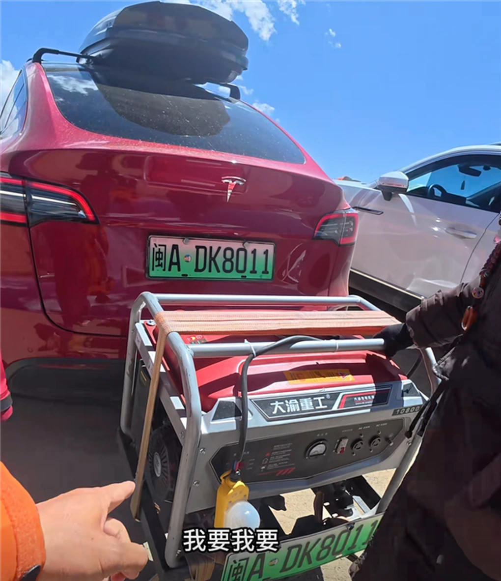 Tesla īpašnieks uzstādīja uz to ģeneratoru par 390 dolāriem un devās izpētīt neapdzīvotos Tibetas reģionus