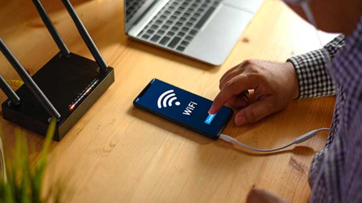 Ir tehnoloģija, kas var aizstāt Wi-Fi. Problēma: gandrīz 15 gadus tā joprojām atrodas izstrādes stadijā.