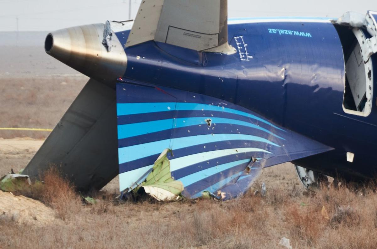 Aviokatastrofa Marokā izraisīja visabsurdāko greznību: bijušā Kataras emīra evakuācijai uz Šveici bija nepieciešami deviņi Boeing 747 lidmašīnas.