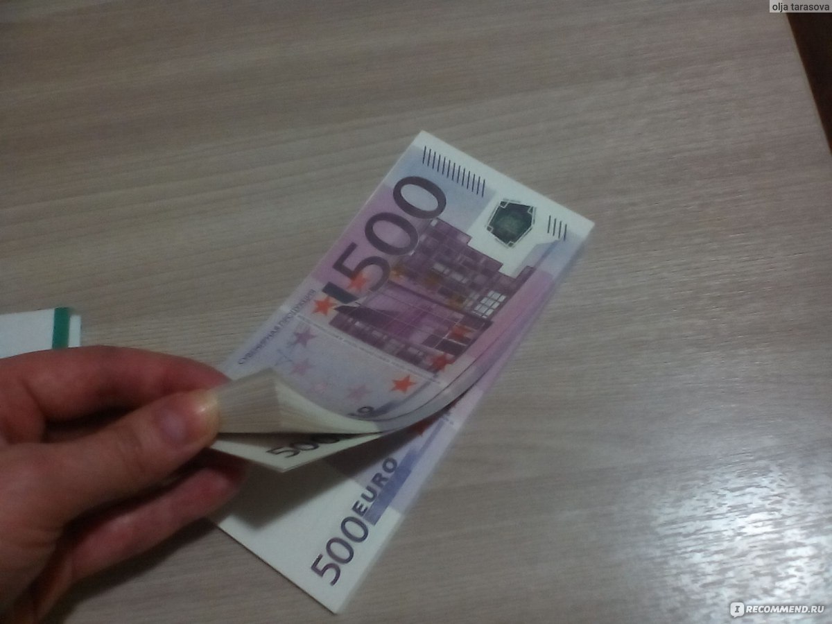 Pārdevējs prasa 500 eiro par antīko brošu un atgriežas mājās ar daudz lielāku naudas žūksni.