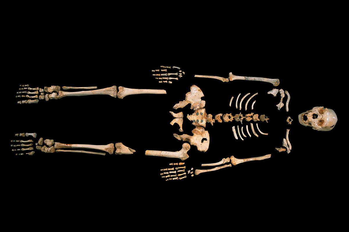 6000 gadus veciem skeleti ir atšķirīga DNS, kas nav saistīta ar mūsdienu cilvēkiem