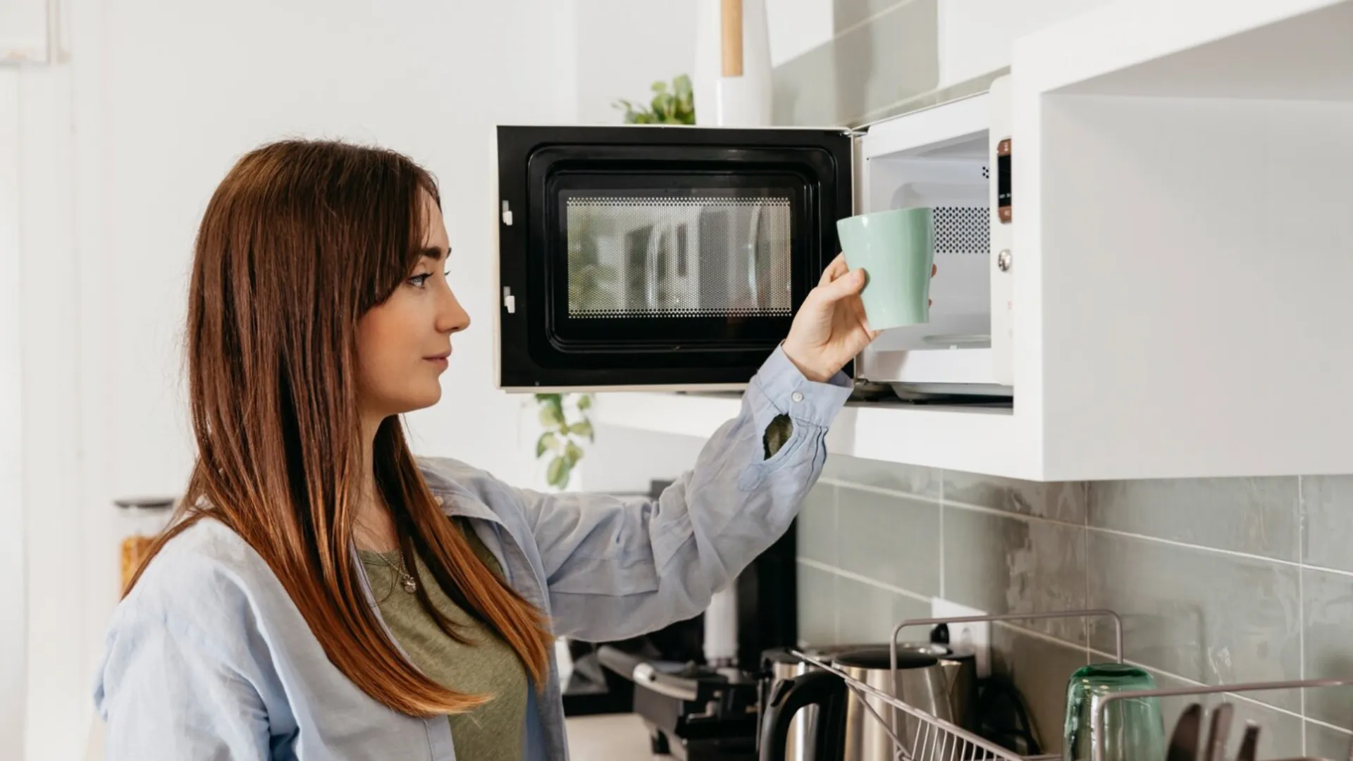 Mikroviļņu krāsns vairs nav nepieciešamība: ierīce, ko daudzi izmanto tās vietā