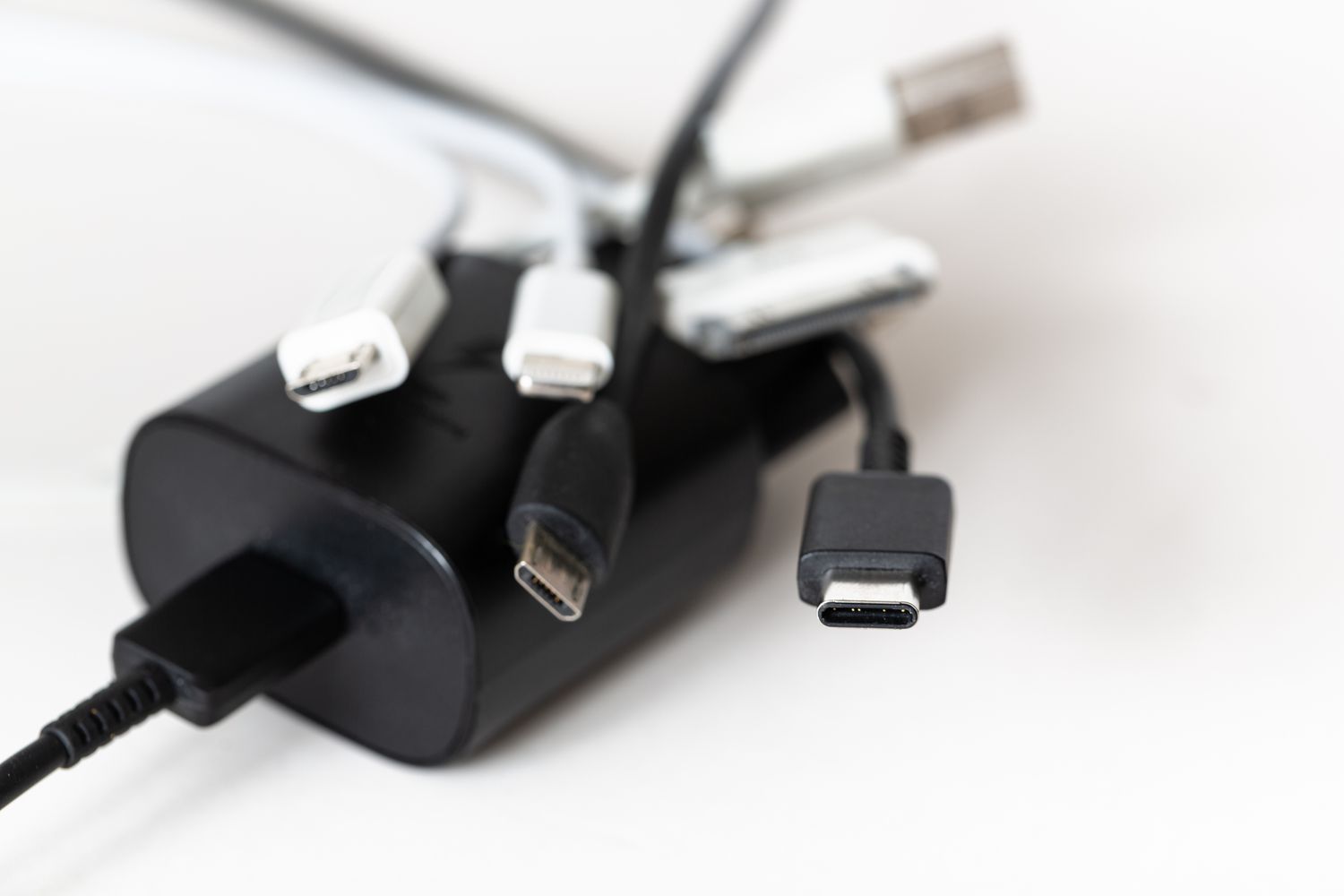 Atā, bezjēdzīgie porti: Windows 11 liks USB-C darboties pareizi