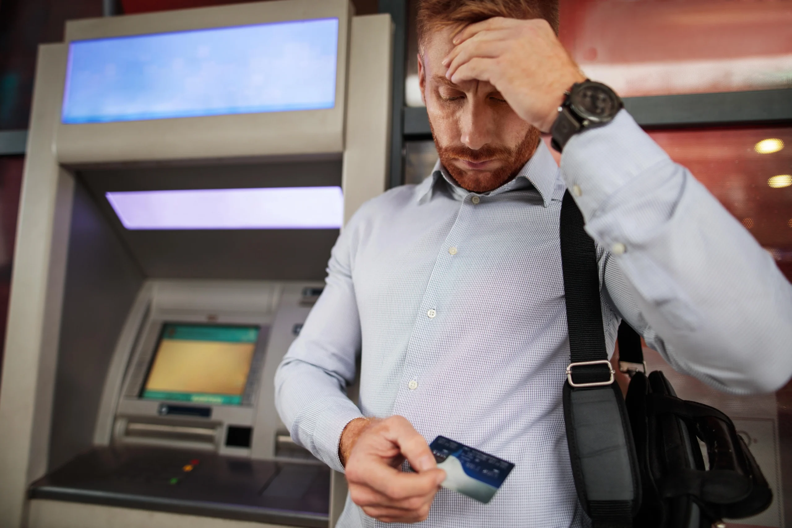 Ja jūsu mobilais tālrunis sācis tā darīt, nekavējoties pārbaudiet savu bankas kontu.