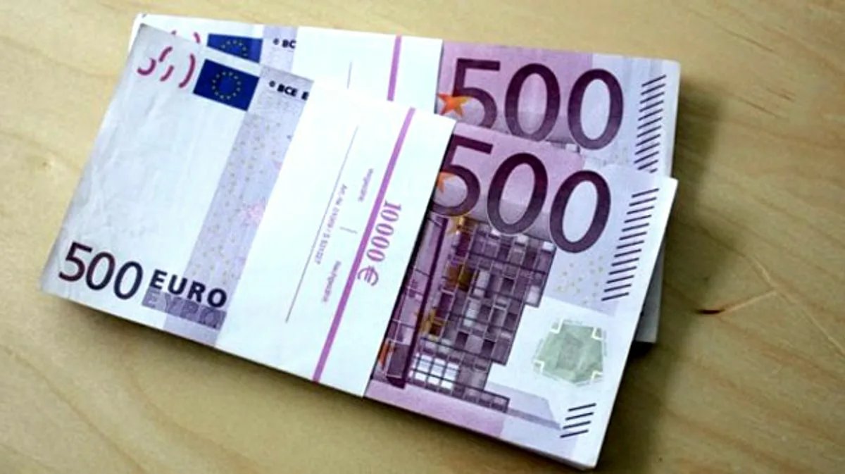 Viņš kļūdas dēļ saņēma Bizum banknoti 20 eiro vērtībā un nolēma to paturēt. Tiesnesis nolēma, ka viņam jāmaksā lielāka summa.
