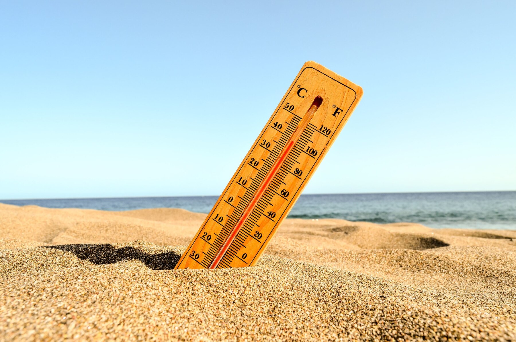 Šovasar Vidusjūras ūdens temperatūra sasniegs 30 grādus, kas apdraudēs sugas un jūras ekosistēmu.
