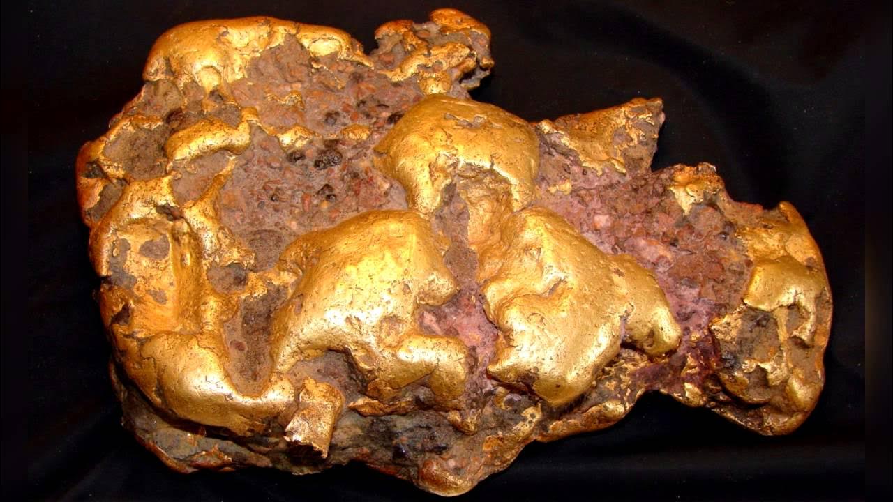Pasaulē lielākais zelta gabals: sver 100 kilogramus un ir vairāk nekā 60 centimetrus garš.