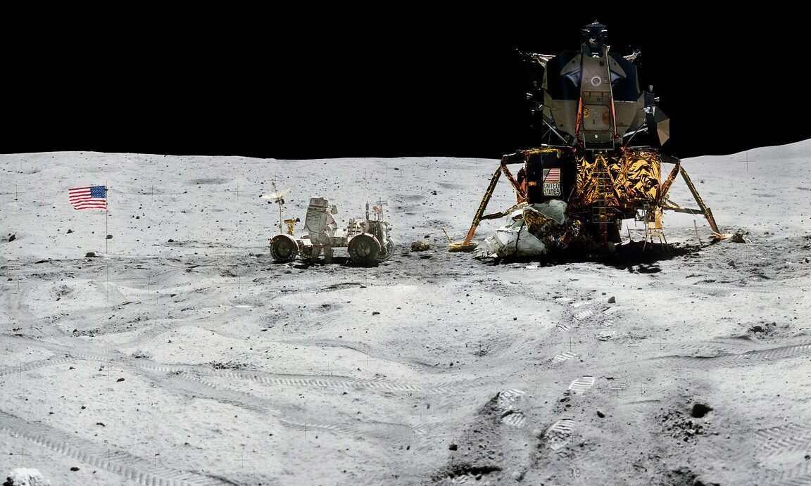 NASA bija iecerējusi nosūtīt sievieti uz Mēness pirms Ķīnas. Tas kļūst arvien grūtāk.