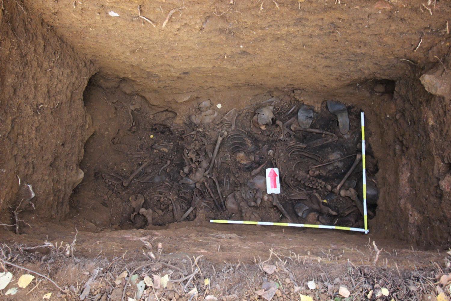 Arheologi bija pārsteigti, atklājot 317 cilvēku skeletus, apglabātus nepievilcīgā tirdzniecības centrā.