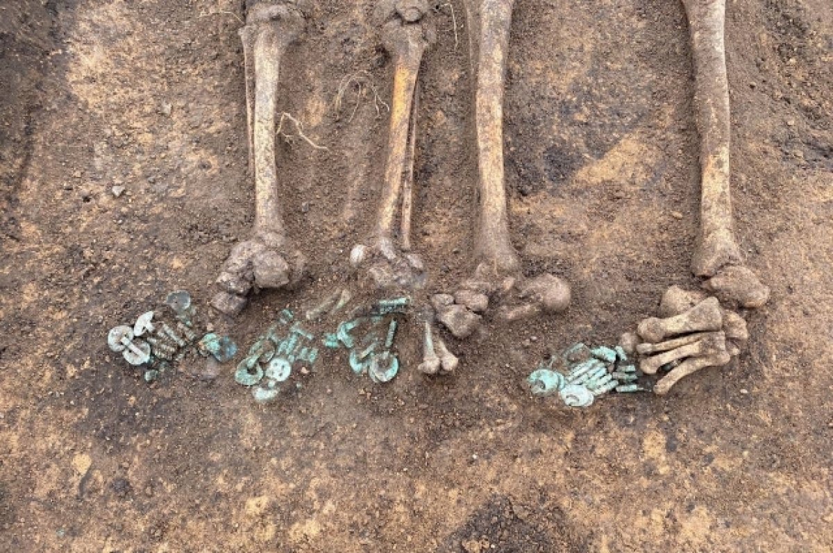 Arheologi bija pārsteigti, atklājot 317 cilvēku skeletus, apglabātus nepievilcīgā tirdzniecības centrā.