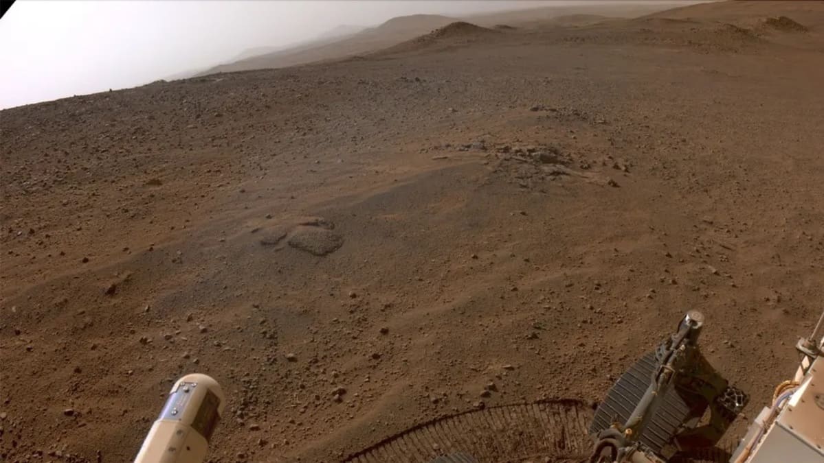 NASA Marsa rovers Curiosity nosūtījis satriecošu jaunu attēlu no Marsa