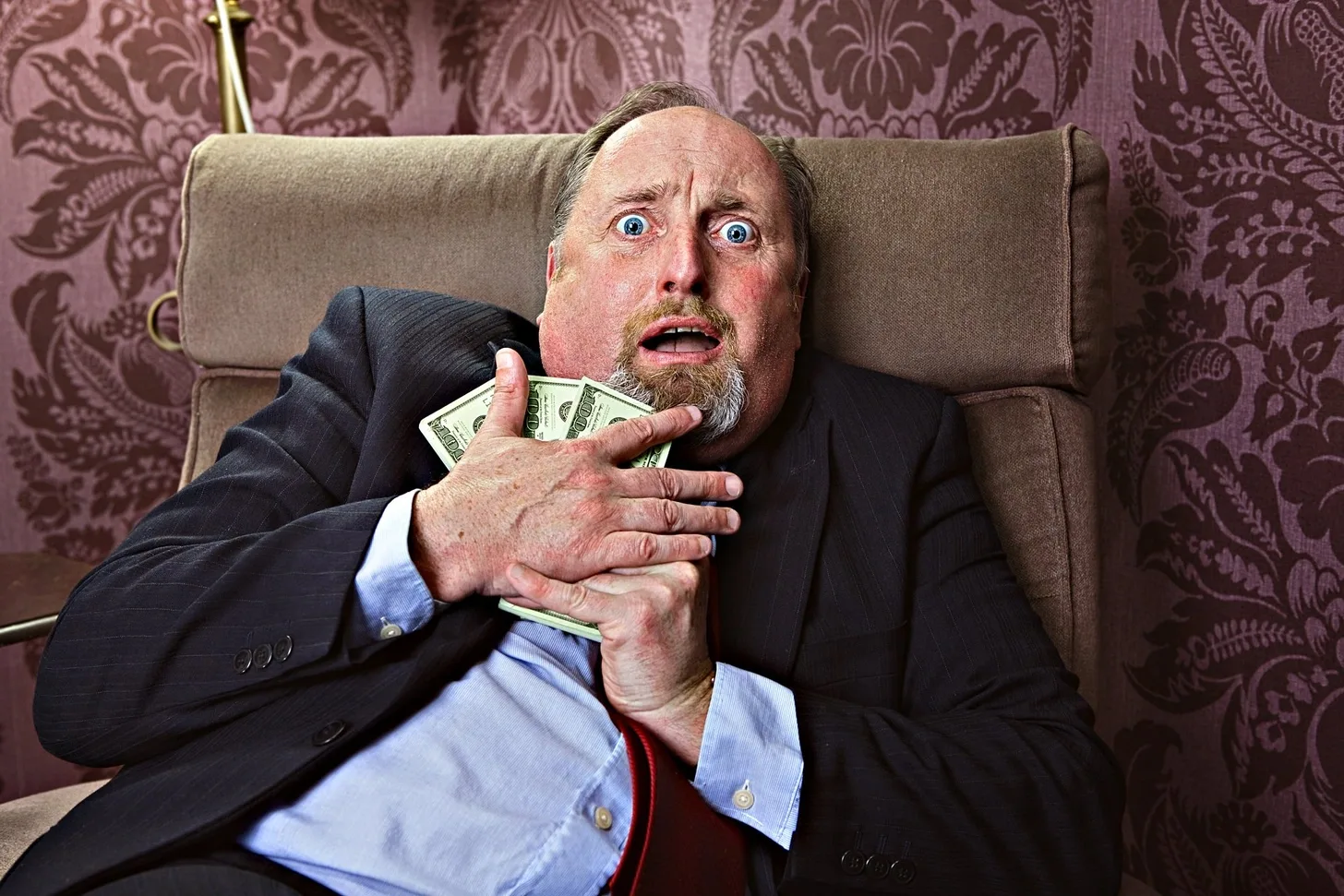 Banka pārliecināja cilvēkus nabadzīgā Amerikas pilsētā tērēt savus uzkrājumus. Tagad tur ir pilns ar miljonāriem.